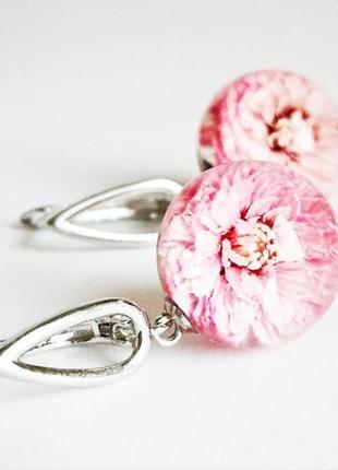 Рожеві сережки з квітами перловиці сакура подарунок на 8 березня дівчині (модель No 2889) glassy flowers2 фото