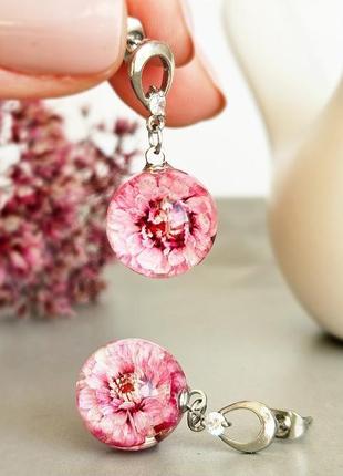 Розовые серьги с цветами жемчужницы сакура подарок на 8 марта девушке (модель № 2898) glassyflowers5 фото