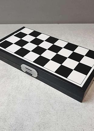 Настільна гра б/у шахи пластмасові3 фото