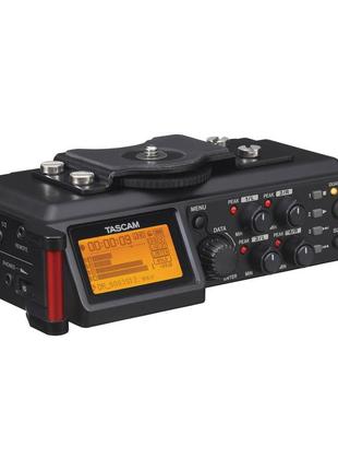 Рекордер tascam dr-70d