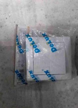 Розетка выключатель рамка б/у sven comfort se-60021p-c cream