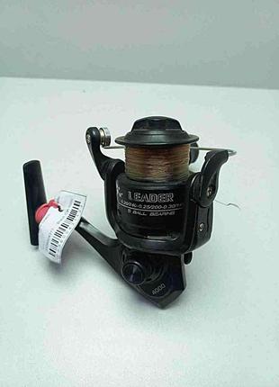 Рибальська спінінгова котушка б/у leader black cat 4000 5bb
