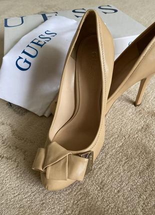 Туфлі guess