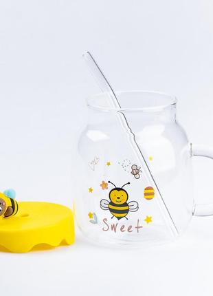 Чашка з пластиковою кришкою та трубочкою кружка бджілка4 фото