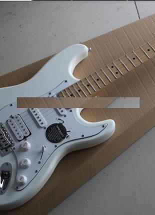 Електрогітара fender stratocaster arctic white s-s-h china1 фото