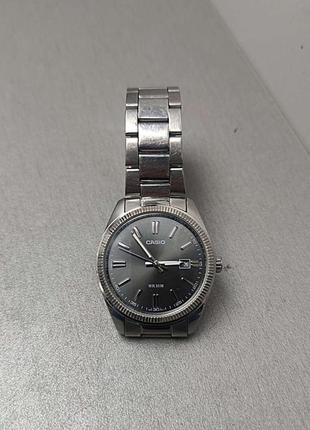 Наручные часы б/у casio mtp-1302