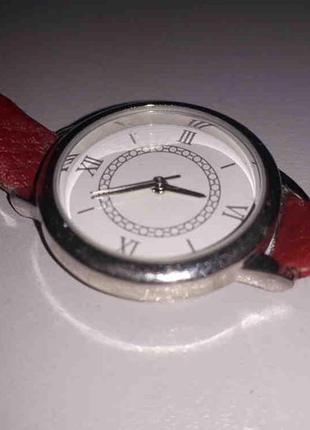 Наручний годинник б/у кварцовий годинник