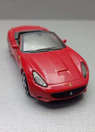 Игрушечная машинка техника б/у bburago ferrari california convertible