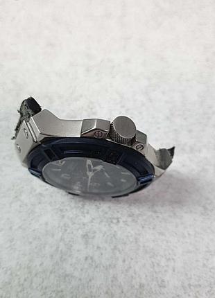 Наручные часы б/у guess w0040g73 фото