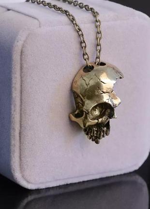 Мужской кулон цепочка череп с пол лицом украшения бижутерия золотистое ожерелье1 фото