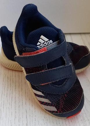 Детские кроссовки adidas