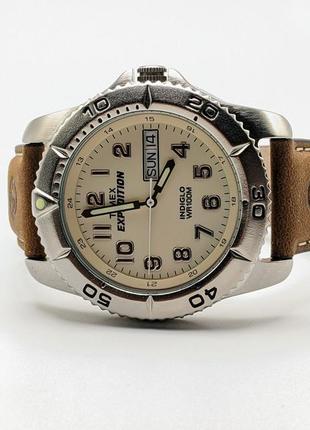 Timex expedition rugged 40mm, с подсветкой