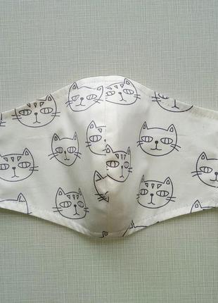 Жіноча маска з котами багаторазового використання