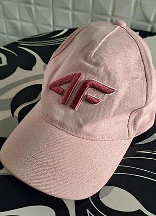 Кепка f4