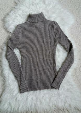 Светр-гольф