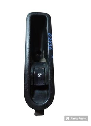 Кнопка склопідіймача ліва задня renault megane 2 scenic 2 156013870 02436