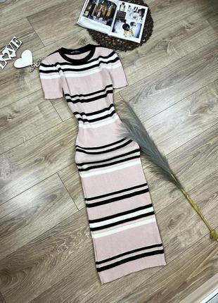 Select силуетна щільна міді сукня в рубчик і смужку1 фото
