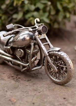 Мотоцикл чоппер из нержавеющей стали