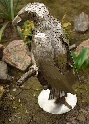 Скульптура орла в стойке из нержавеющей стали1 фото