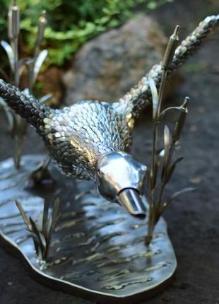 Скульптура утки из нержавеющей стали ручной работы5 фото