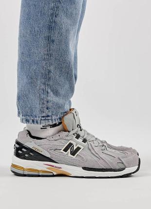 Мужские замшевые сетка кроссовки new balance 1906d protection gray black gold, кеды беленсы. мужская обувь3 фото