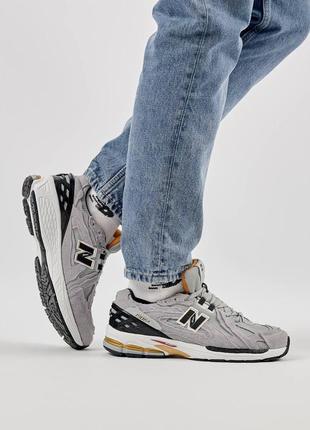 Мужские замшевые сетка кроссовки new balance 1906d protection gray black gold, кеды беленсы. мужская обувь2 фото