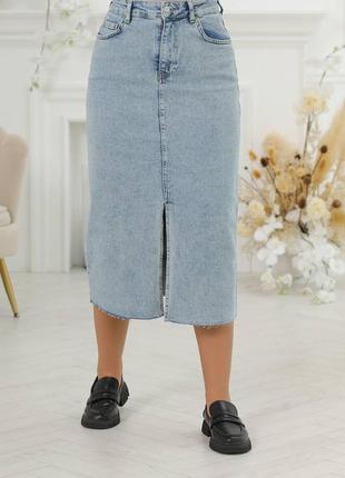 Женская джинсовая юбка в стиле миди