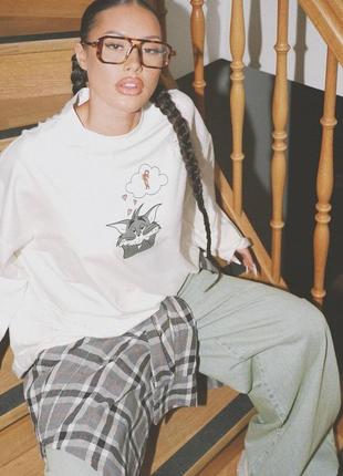 Футболка жіноча лонгслів базова однотонна батал біла бавовняна весняна на весну літо демісезонна літня легка з довгим рукавом оверсайз