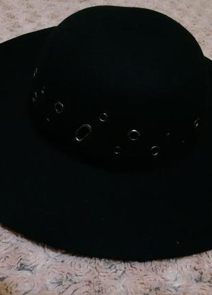 Шляпа с полями, фетровая, с узорной перфорацией7 фото
