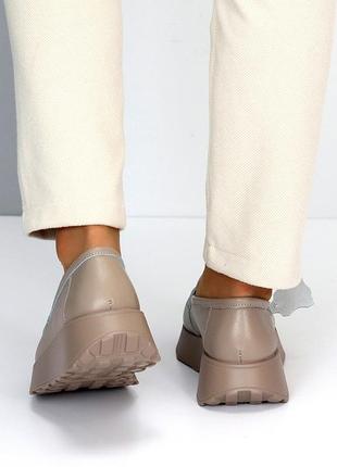 Бежевые моко женские лоферы мокасины туфли на высокой подошве утолщенной из натуральной кожи кожаные лоферы мокасины8 фото