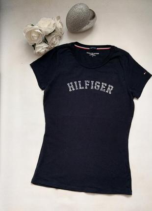 Женская футболка tommy hilfiger с логотипом