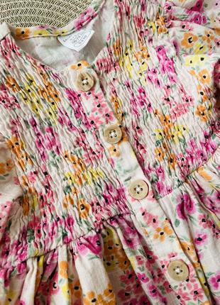 Неймовірна дитяча сукня халатик на ґудзиках в принт квіточки3 фото