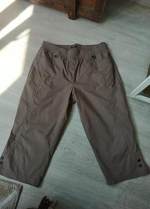 Бавовняні, гарні та якісні бриджі.