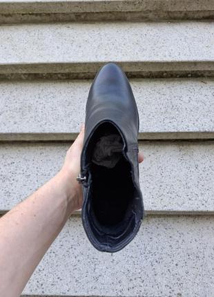 Вишукані жіночі демісезонні черевики натуральна шкіра, середина теплий фліс3 фото
