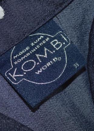 Брендовая джинсовая рубашка с карманами k.o.m.b.i3 фото