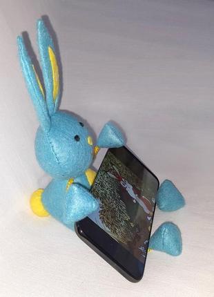 Подставка, держатель для мобильного кролик, 25х10 см, из серии "з україною в серці"4 фото