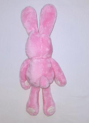 М'яка іграшка кролик, зайчик у джинсовій жилетці, 29 см6 фото