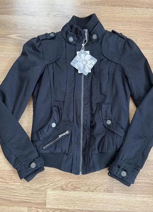 Легкая куртка XL / 50