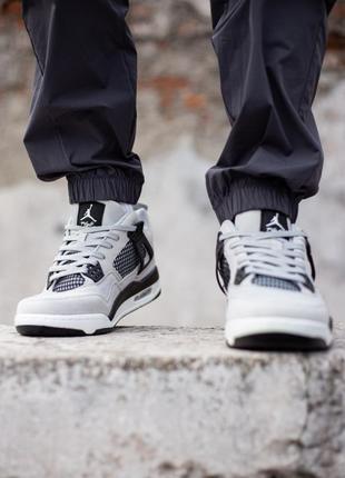 Чоловічі кросівки nike air jordan 4 retro grey2 фото