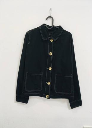Черная практичная куртка new look с контрастной строчкой хл6 фото
