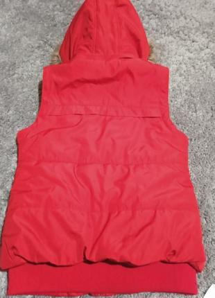 Теплая женская безрукавка на синтепоне tara размер м