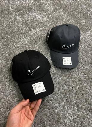 Nike essential swoosh кепка