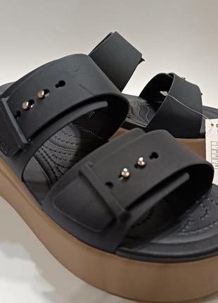 Crocs brooklyn buckle low шльопанці на платформі жіночі крокс.8 фото