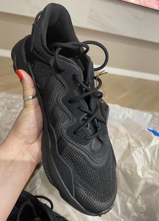 Кроссовки adidas ozweego