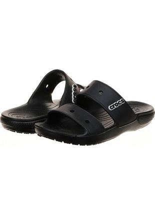 Crocs classic sandal шльопанці чорні на товстій підошві.