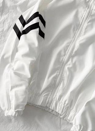 Стильная женская ветровка ветровка ветровка с лого найк nike🔥 черная белая черный8 фото