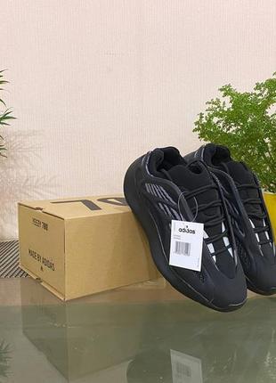 Кроссовки мужские adidas yeezy boost 700 v3 black alvah2 фото