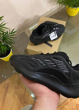 Кроссовки мужские adidas yeezy boost 700 v3 black alvah5 фото