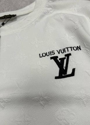 Жіночий костюм louis vuitton5 фото