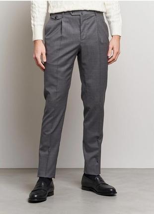 Італійські вовняні брюки pt torino gentelman fit wool trousers
оригінал3 фото